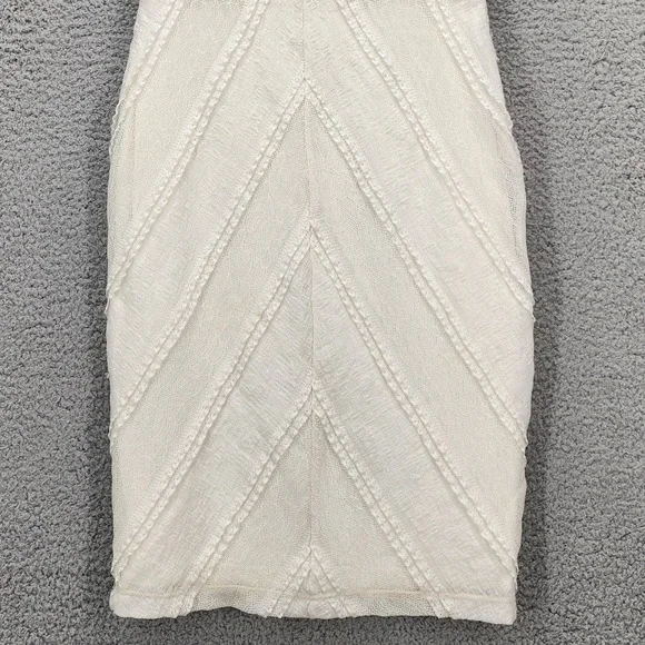 Bailey 44 Cream Chevron Lace V-Neck Sheath Dress Small Made in USA - Picture 12 of 15